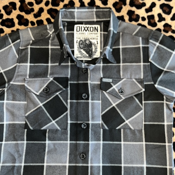 Dixxon Flannel Company, The Dark Horse always against the odds Women’s small - Picture 2 of 3